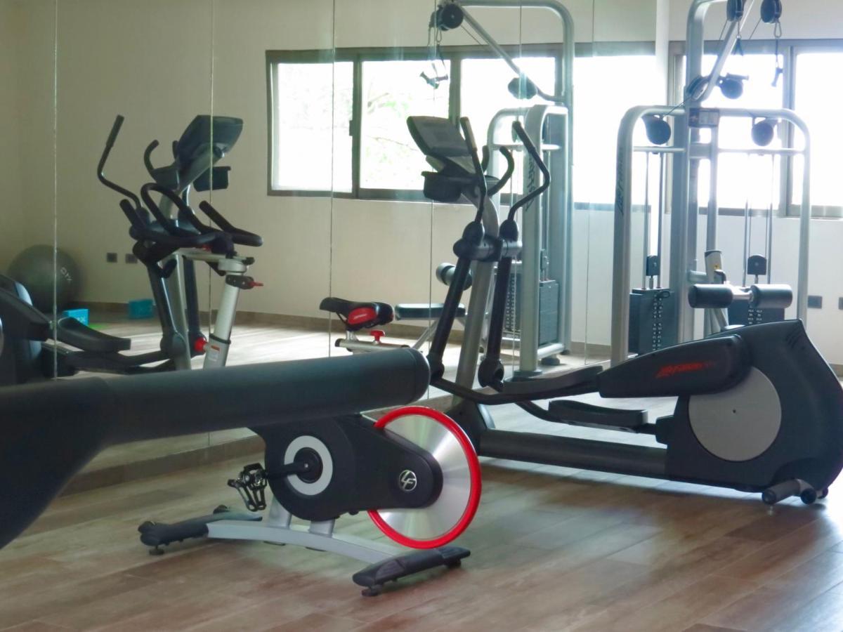 Palmarena Rooms & Residences - Long Stay Comfort With Parking, Sauna, Gym & Pool - Steps From 5Th Avenue 신데 델 카르멘 외부 사진